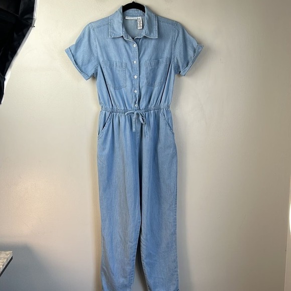 SINCERLY JULES Chambray Denim Utility Jumpsuit Size Small - Picture 2 of 7